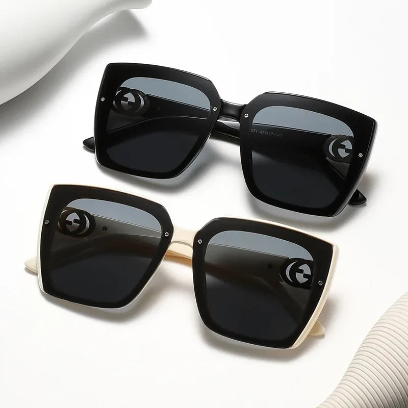 New Large Frame Square Sunglasses Women's Brand Designer Fashion Sun Glasses Women Outdoor Travel Eyewear UV400 Oculos De Sol&nbsp; Fashion sunglasses fashionable sunglasses mens fashion sunglasses men's sunglasses fashion shades sunglasses fashion sunglasses for men womens fashion sunglasses ladies fashion sunglasses fashion sunglasses for women female fashion sunglasses new fashion sunglasses front views of thick galsses